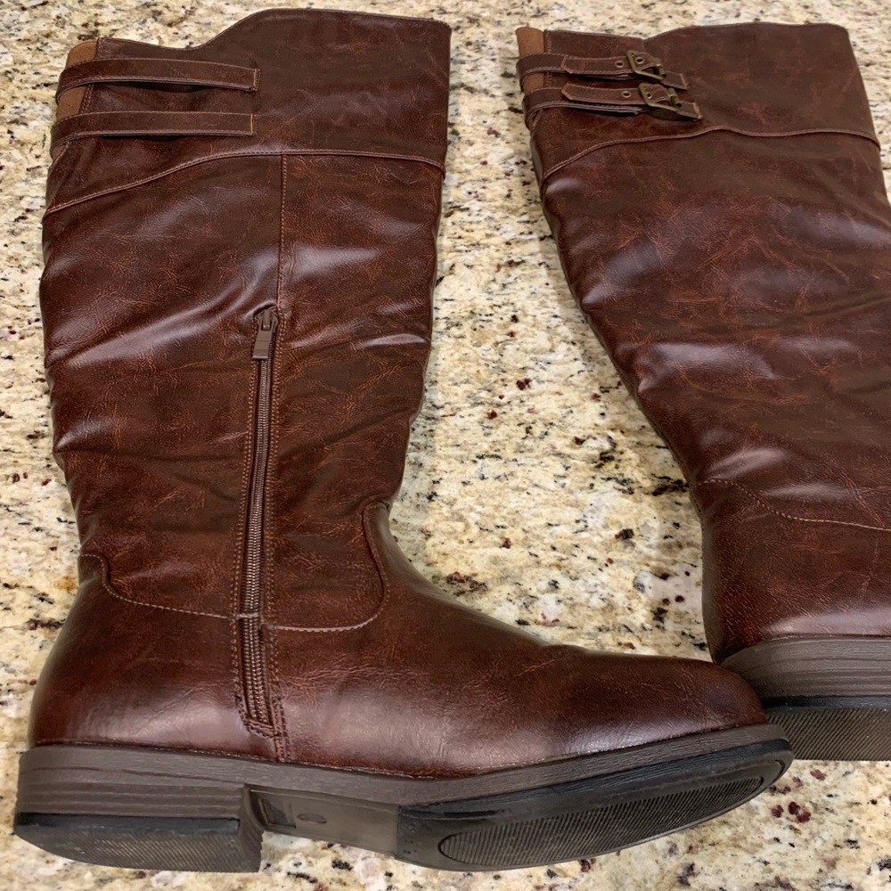 Women’s Tori Knee-High Boots - Picture 8 of 15